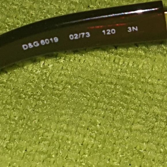 Dolce & Gabbana sunglasses - Picture 6 of 11